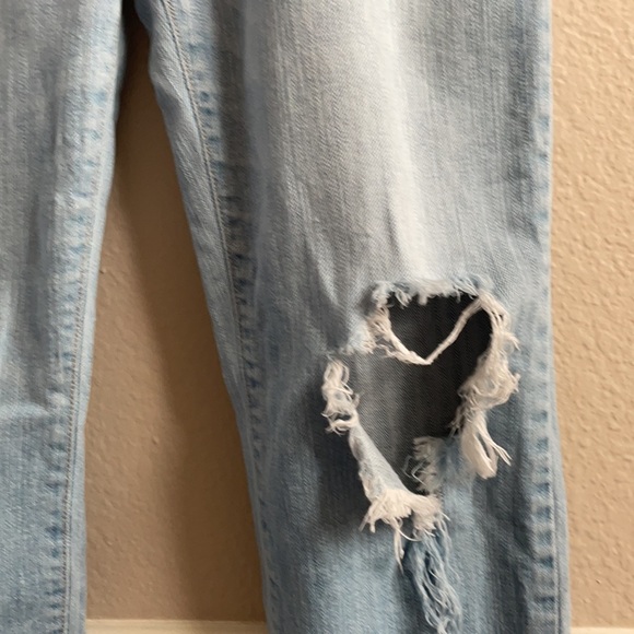 Ripped jeans - Picture 4 of 8